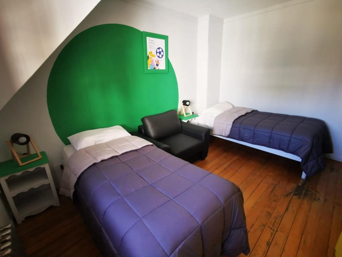 Cinerama Hostel San Carlos de Bariloche Exterior photo